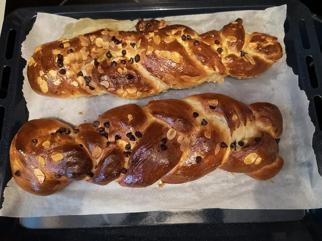 フランスのホームベーカリーで手作りブリオッシュ